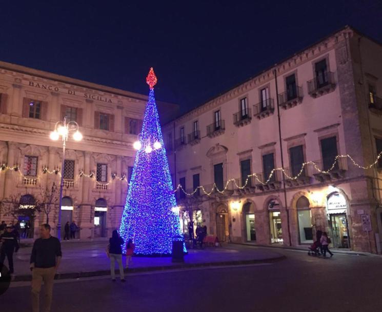 Casa Vacanza Nicole Apartment Caltagirone Ngoại thất bức ảnh