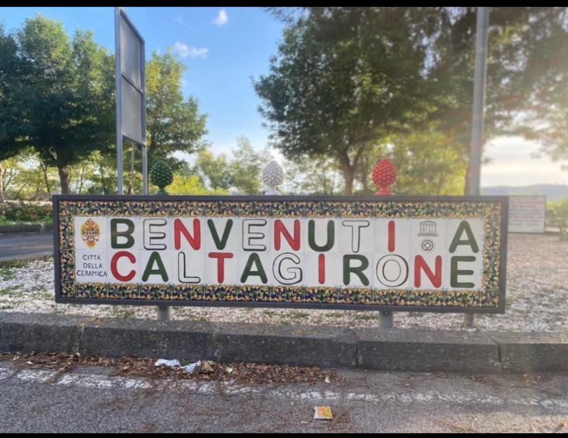 Casa Vacanza Nicole Apartment Caltagirone Ngoại thất bức ảnh